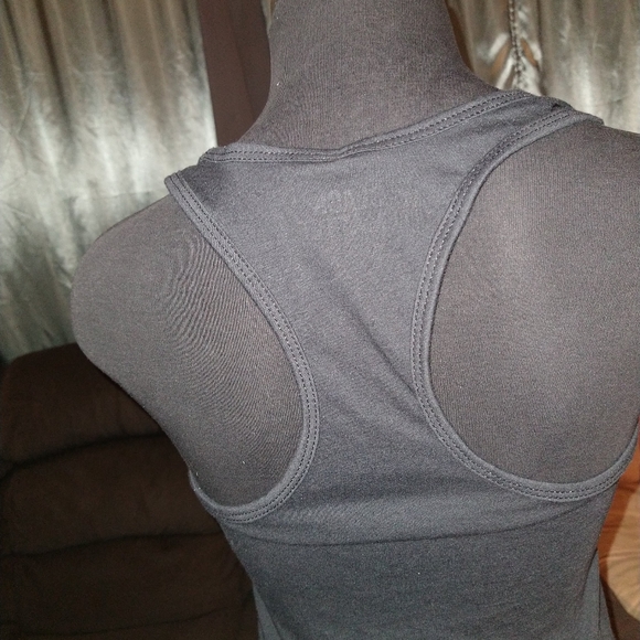Hot Topic , I need more space tank top size xs - Picture 3 of 9